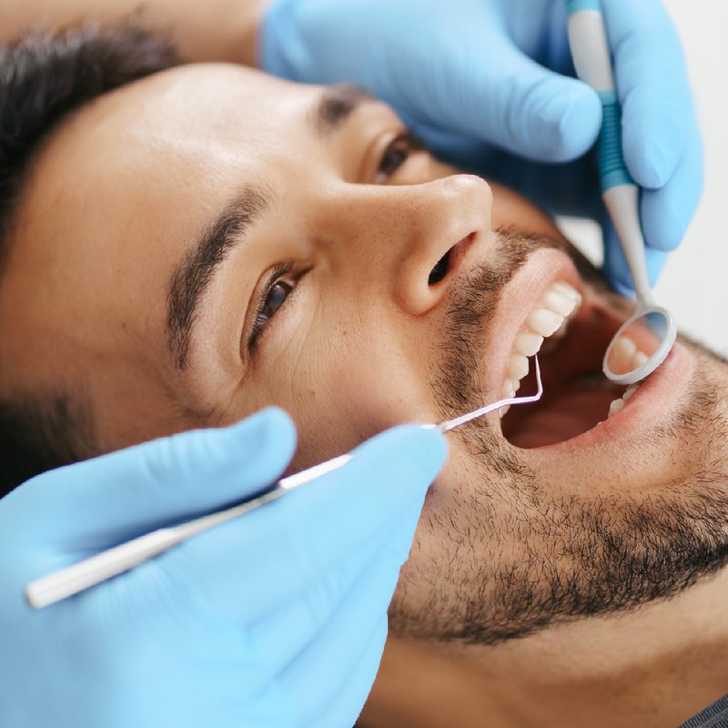 Chirurgie Buccale - Centre Dentaire Benhayoune Tanger