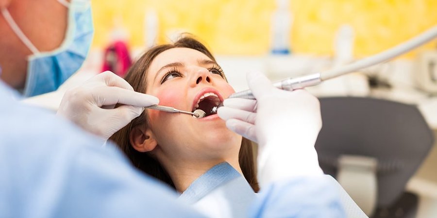 Chirurgie buccale - Extractions dentaires Centre Dentaire Benhayoune Tanger